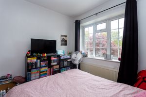 Bedroom- click for photo gallery